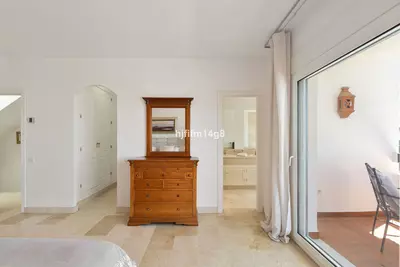 Townhouse in Nueva Andalucía