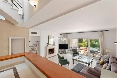 Townhouse in Nueva Andalucía