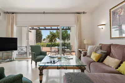 Townhouse in Nueva Andalucía