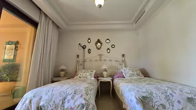 Middle Floor Apartment in Estepona