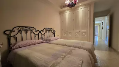 Middle Floor Apartment in Estepona