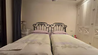 Middle Floor Apartment in Estepona
