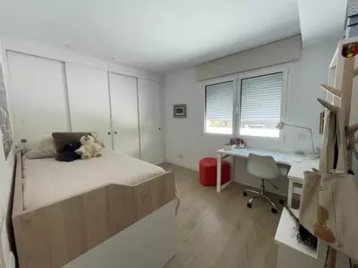 Middle Floor Apartment in Marbella