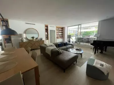 Middle Floor Apartment in Marbella
