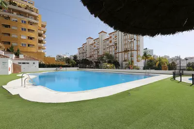 Middle Floor Apartment in Estepona
