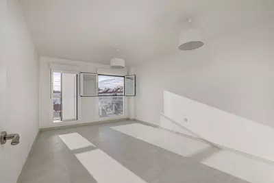 Middle Floor Apartment in Estepona