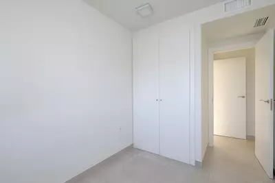 Middle Floor Apartment in Estepona