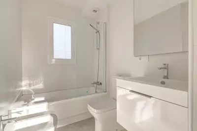Middle Floor Apartment in Estepona