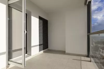 Middle Floor Apartment in Estepona