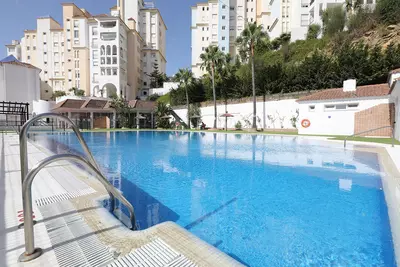 Middle Floor Apartment in Estepona
