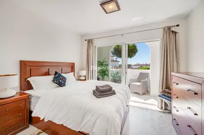Middle Floor Apartment in Elviria