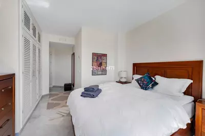 Middle Floor Apartment in Elviria