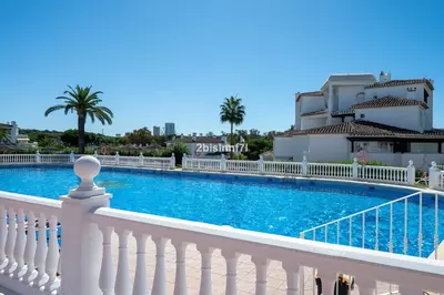 Middle Floor Apartment in Elviria