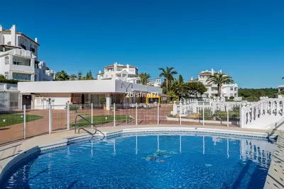 Middle Floor Apartment in Elviria