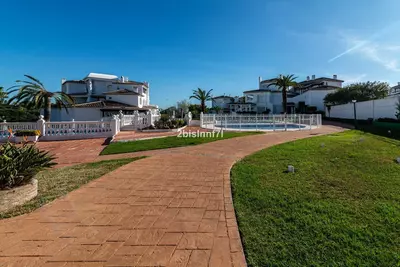 Middle Floor Apartment in Elviria