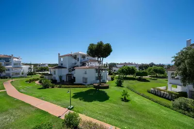 Middle Floor Apartment in Elviria
