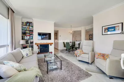 Middle Floor Apartment in Elviria