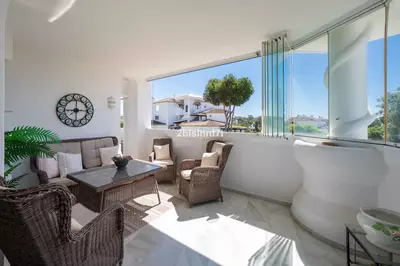 Middle Floor Apartment in Elviria