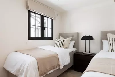 Middle Floor Apartment in Nueva Andalucía
