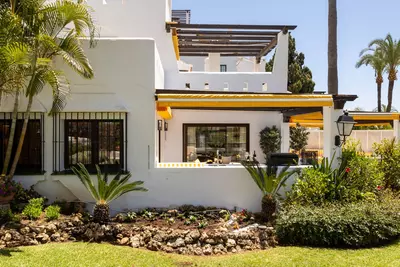 Middle Floor Apartment in Nueva Andalucía