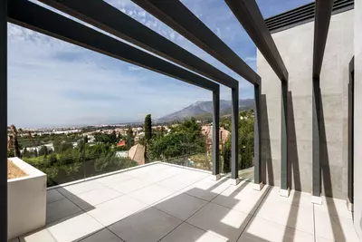 Semi-Detached House in Río Real