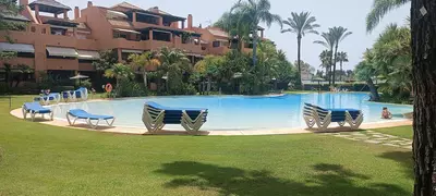 Middle Floor Apartment in Guadalmina Baja