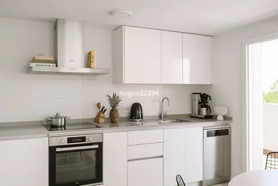 Middle Floor Apartment in Nueva Andalucía