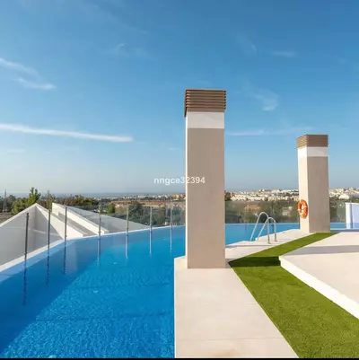 Middle Floor Apartment in Nueva Andalucía