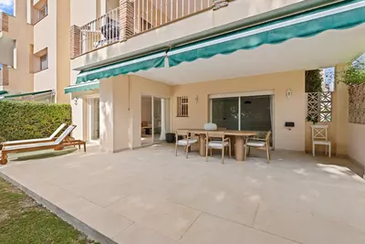 Ground Floor Apartment in Nueva Andalucía