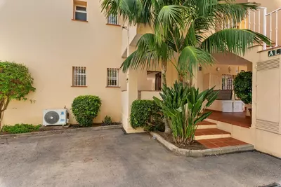 Ground Floor Apartment in Nueva Andalucía