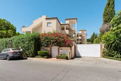 Ground Floor Apartment in Nueva Andalucía