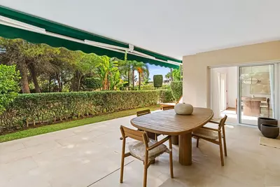Ground Floor Apartment in Nueva Andalucía