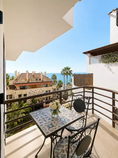 Middle Floor Apartment in Marbella