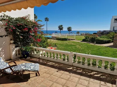 Semi-Detached House in Casares Playa