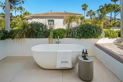 Detached Villa in Nueva Andalucía