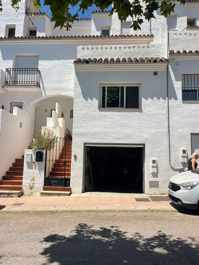 Townhouse in Estepona