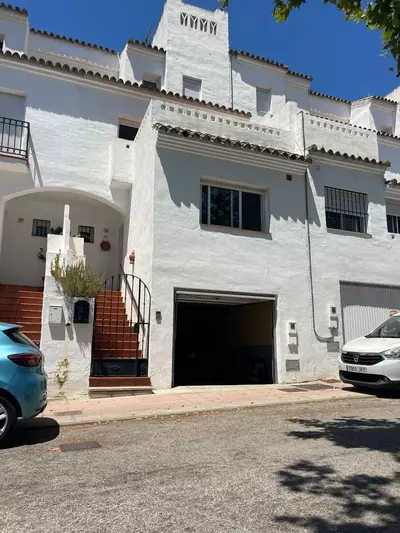Townhouse in Estepona