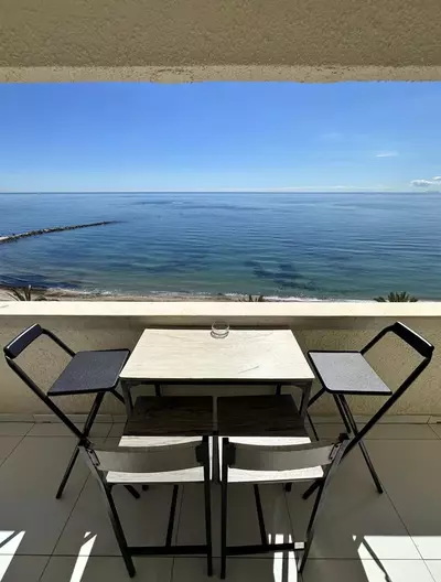 Middle Floor Apartment in Marbella