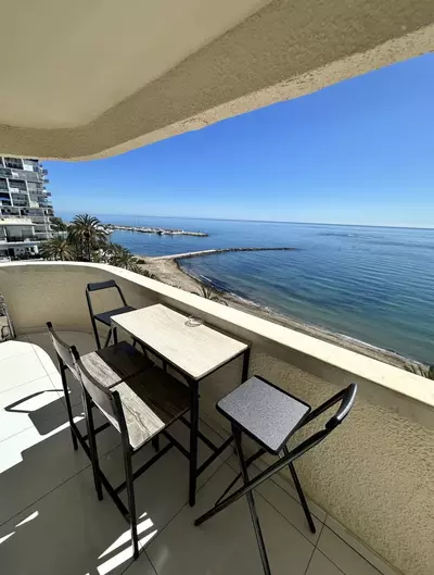 Middle Floor Apartment in Marbella