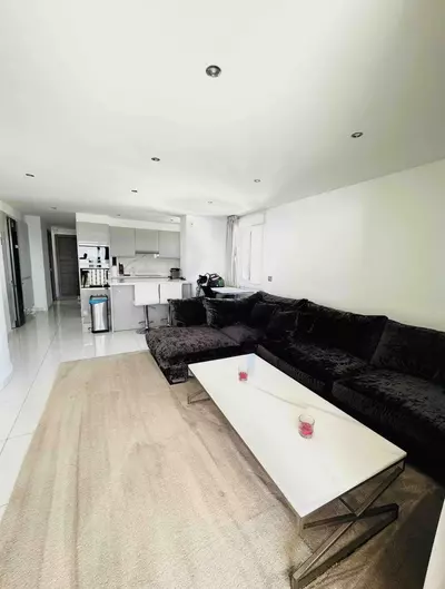 Middle Floor Apartment in Marbella