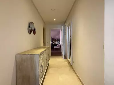 Middle Floor Apartment in Elviria