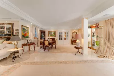 Detached Villa in Nueva Andalucía