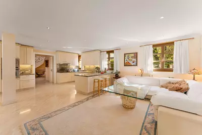 Detached Villa in Nueva Andalucía