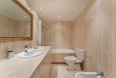 Detached Villa in Nueva Andalucía