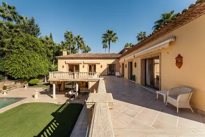 Detached Villa in Nueva Andalucía