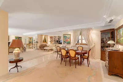 Detached Villa in Nueva Andalucía