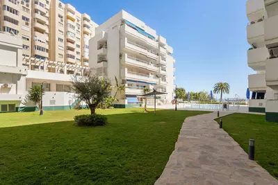 Middle Floor Apartment in Estepona
