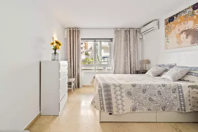 Middle Floor Apartment in Estepona