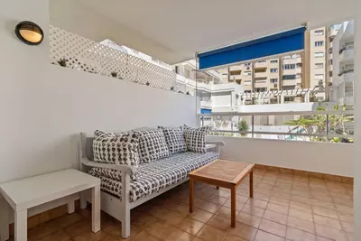 Middle Floor Apartment in Estepona