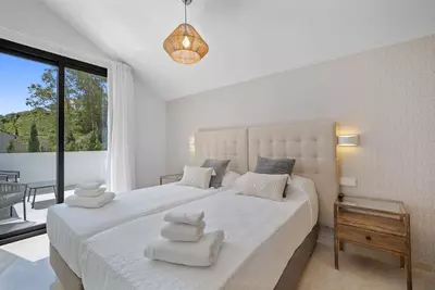 Detached Villa in Nueva Andalucía